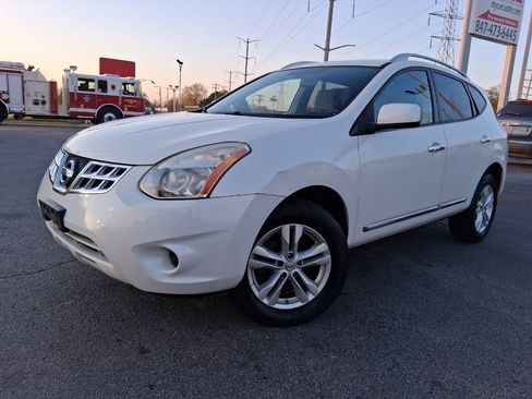 Used 2012 Nissan Rogue SV FWD image 1