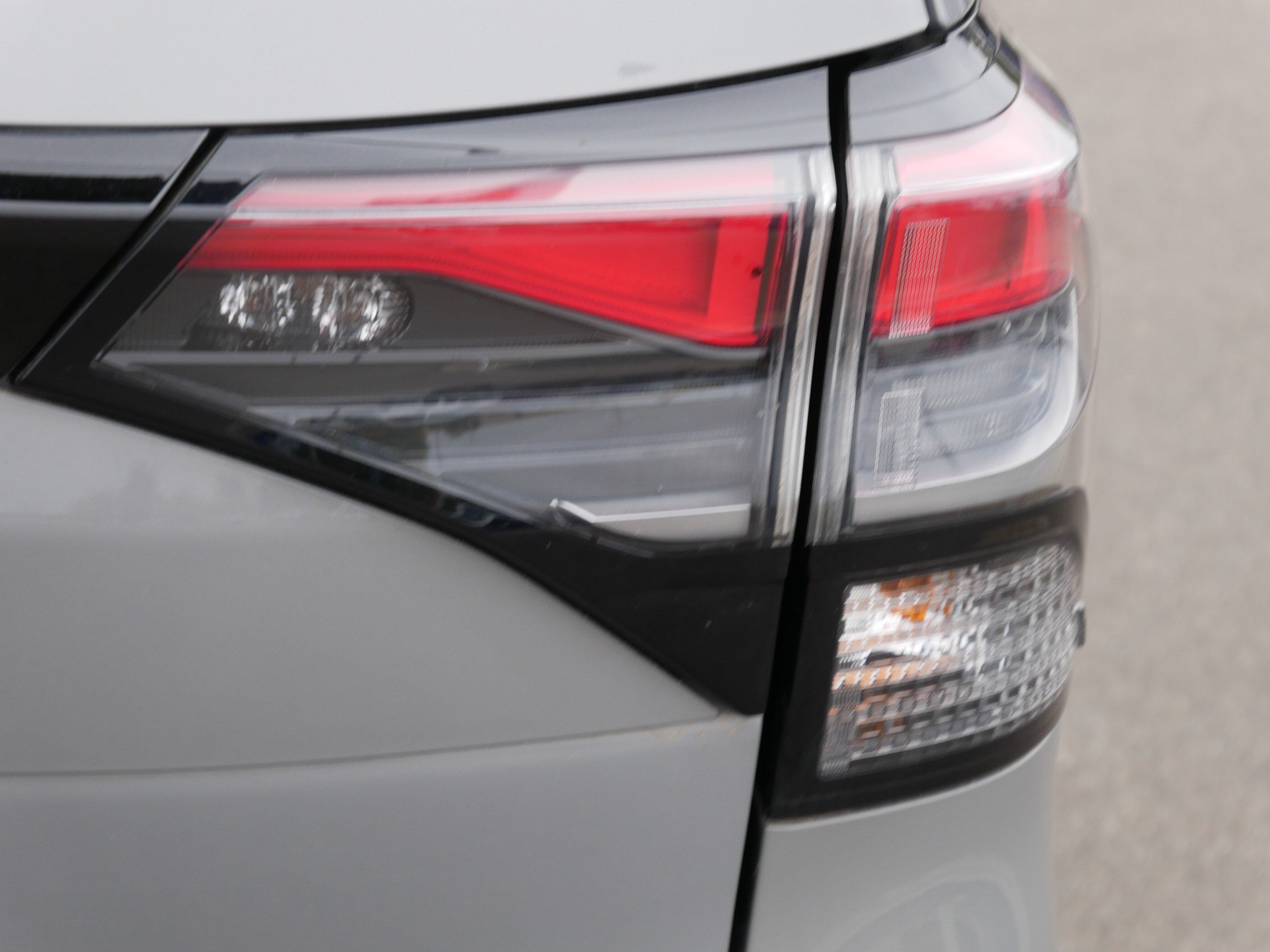 Certified 2025 Subaru Forester Premium AWD/4WD image 17