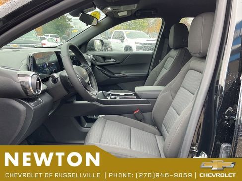 New 2026 Chevrolet Equinox LT FWD image 4
