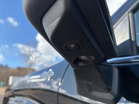 New 2026 Chevrolet Silverado 1500 High Country AWD/4WD image 13
