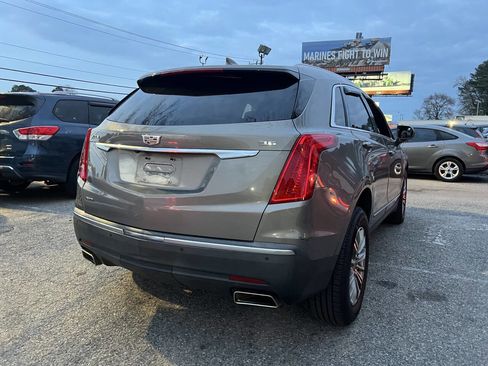 Used 2017 Cadillac XT5 Luxury w/ Driver Awareness Package image 5