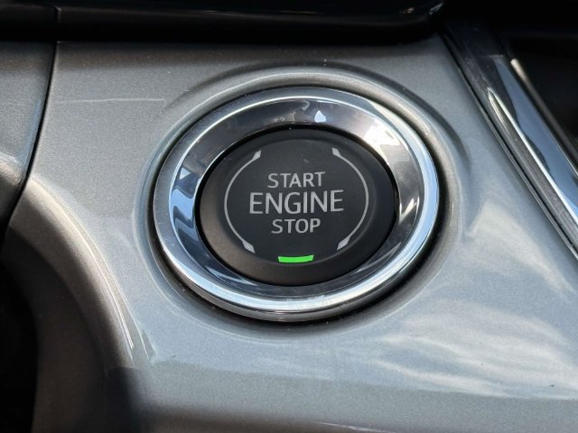 Used 2026 Chevrolet Trax LT FWD image 24