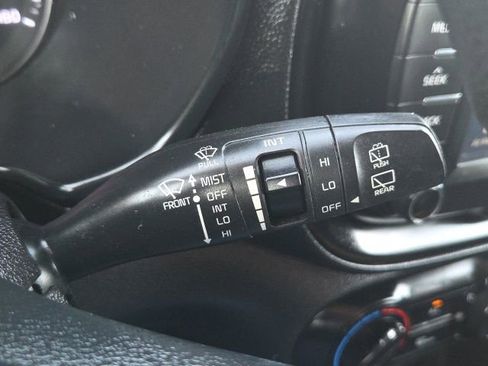 Used 2020 Kia Soul S FWD image 37