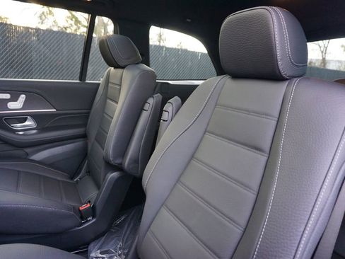 New 2026 Mercedes-Benz GLS 450 4MATIC image 14