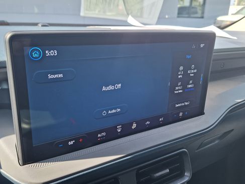 Used 2025 Ford Maverick XL FWD image 14