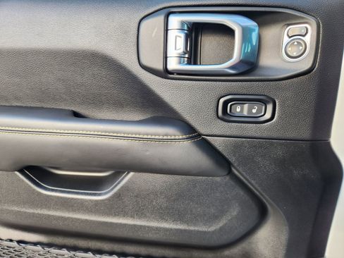 New 2025 Jeep Wrangler Sahara w/ Safety Group image 19