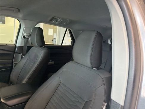 Used 2021 Ford Explorer XLT w/ Class III Trailer Tow Package image 11