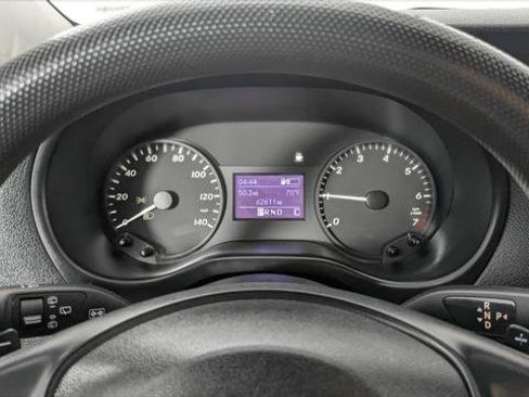 Used 2016 Mercedes-Benz Metris Passenger w/ Premium Appearance Package image 24