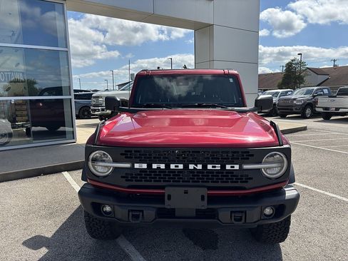 Used 2025 Ford Bronco Badlands AWD/4WD image 9
