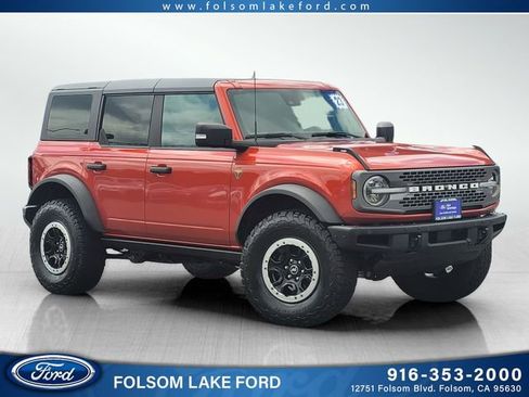 Certified 2023 Ford Bronco Badlands AWD/4WD image 1