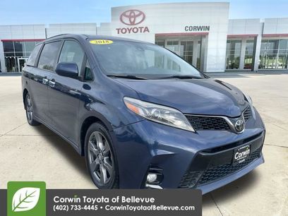 Used 2018 Toyota Sienna SE
