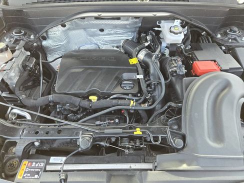 Used 2023 Chevrolet TrailBlazer LT FWD image 25