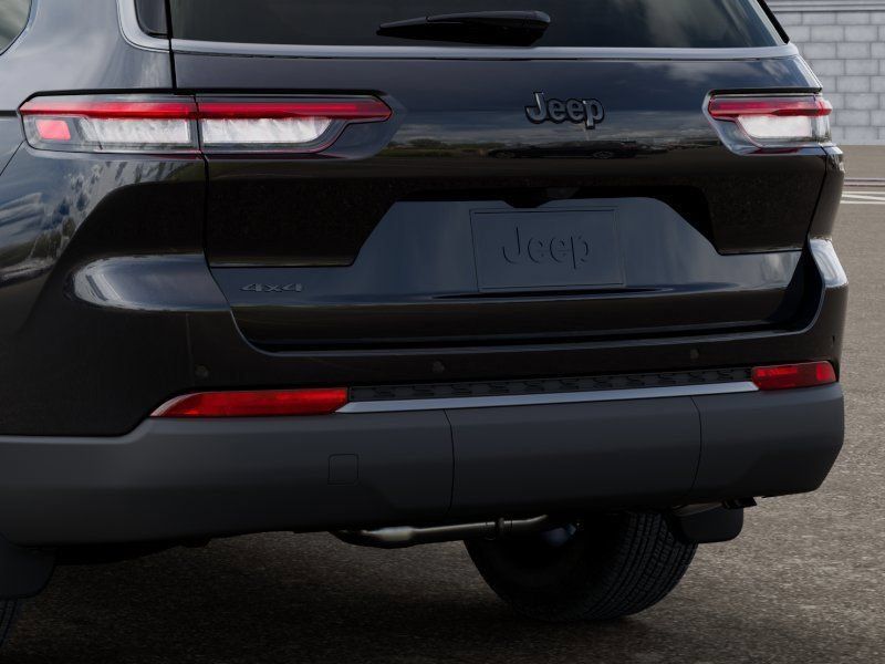 New 2026 Jeep Grand Cherokee L 4WD image 13