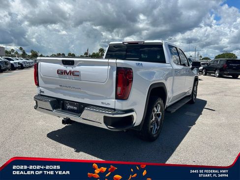 Used 2024 GMC Sierra 1500 SLT w/ SLT Convenience Package AWD/4WD image 5