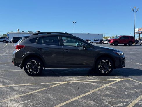 Used 2022 Subaru Crosstrek 2.5i Limited w/ Moonroof Package 2 image 2