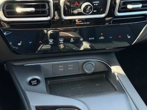 New 2026 Nissan Sentra SR w/ SR Premium Package FWD image 27