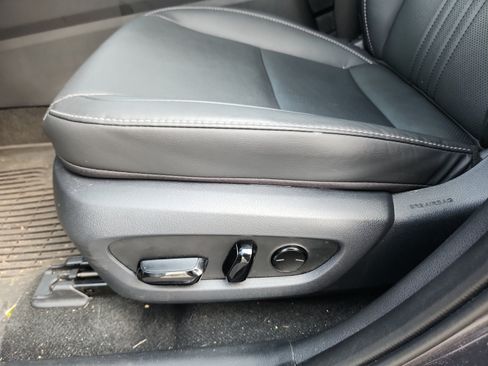 Used 2026 Lexus NX 350h AWD w/ Accessory Package (2T) image 14