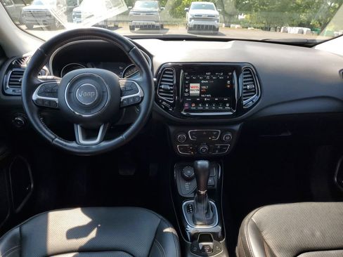 Used 2021 Jeep Compass Limited w/ Sun and Sound Group AWD/4WD image 26