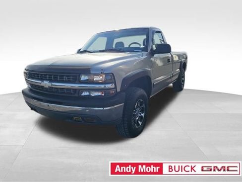 Used 2000 Chevrolet Silverado 1500 4x4 Regular Cab w/ Exterior Appearance Pkg image 7