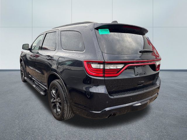 Used 2025 Dodge Durango GT AWD/4WD image 2