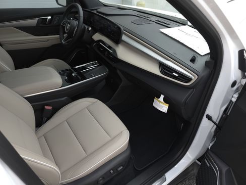New 2026 Buick Enclave Preferred w/ Power Package FWD image 47