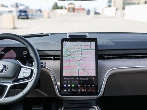 New 2025 Volvo EX90 Plus image 14