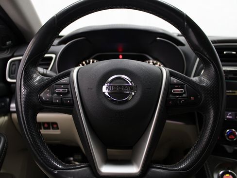 Used 2020 Nissan Maxima Platinum image 36