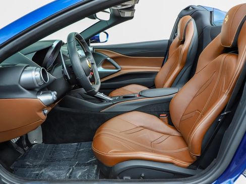 Used 2021 Ferrari 812 GTS RWD image 48