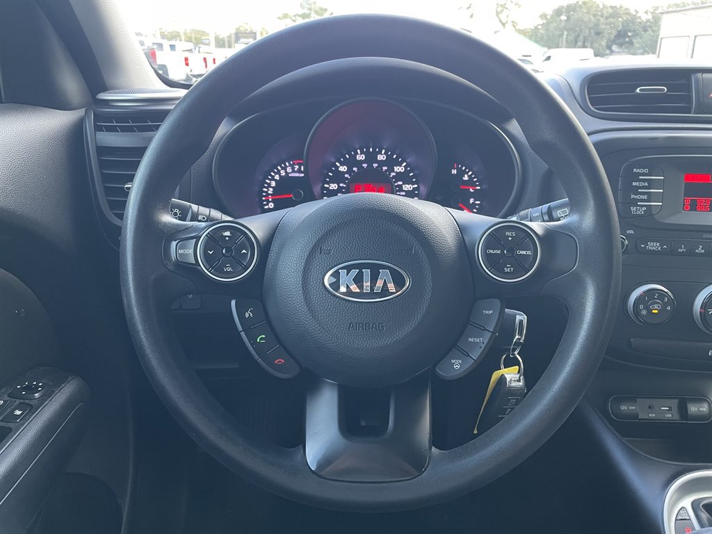 Used 2016 Kia Soul FWD image 25