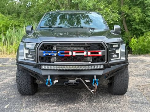 Used 2018 Ford F150 Raptor w/ Equipment Group 802A Luxury AWD/4WD image 2