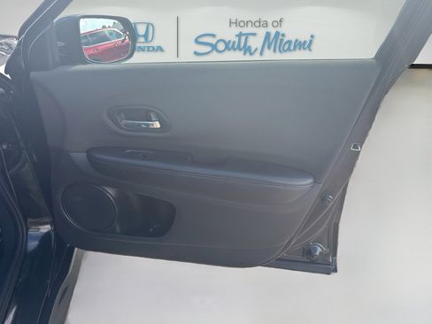 Used 2021 Honda HR-V Sport image 29