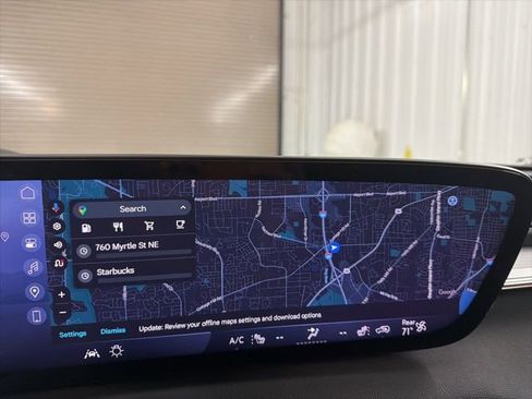 Used 2025 Buick Enclave Preferred image 32