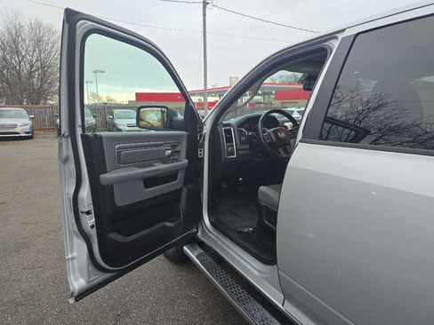 Used 2017 RAM 1500 Big Horn AWD/4WD image 9