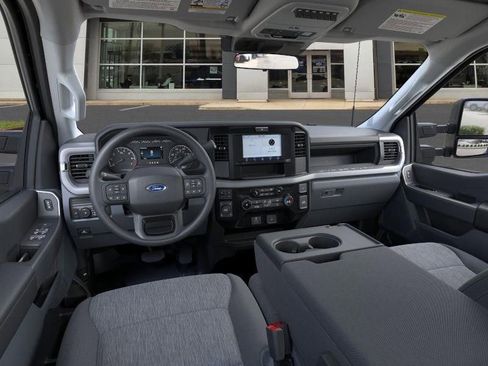 New 2026 Ford F250 XL w/ STX Appearance Package AWD/4WD image 9