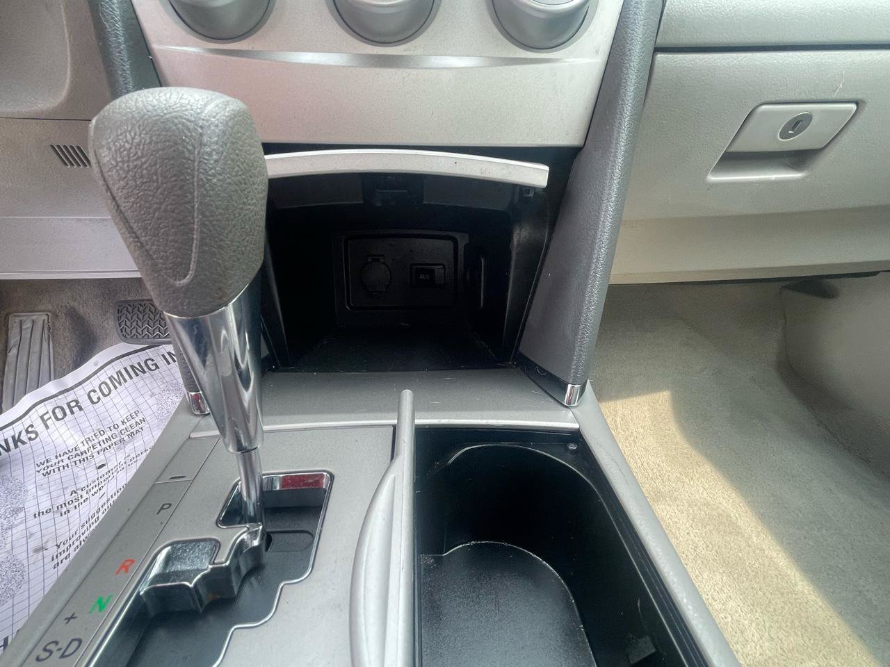 Used 2010 Toyota Camry LE FWD image 15