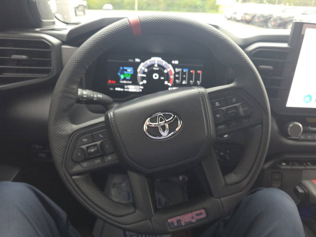 Used 2026 Toyota Sequoia TRD Pro AWD/4WD image 19