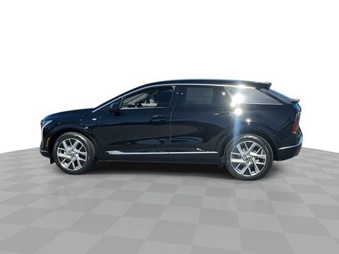New 2025 Cadillac Optiq Luxury 1 image 5
