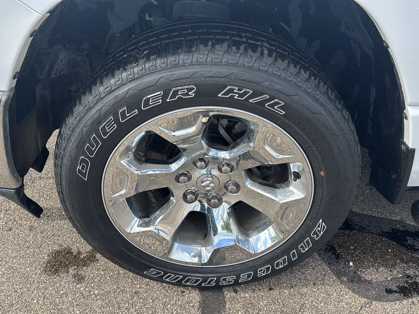 Used 2023 RAM 1500 Big Horn AWD/4WD image 9