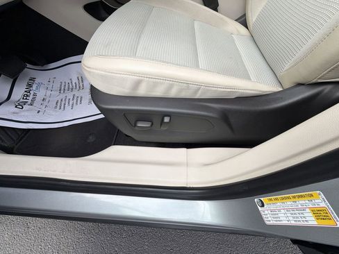Used 2023 Buick Envision Preferred FWD image 18