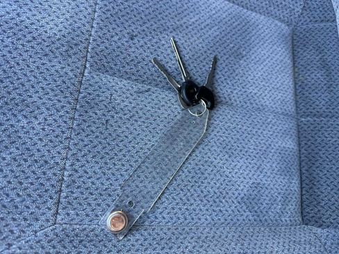 Used 2000 MAZDA Protege LX image 26