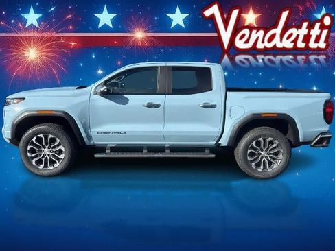 New 2026 GMC Canyon Denali image 8
