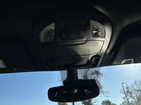 New 2026 Chrysler Pacifica Limited w/ S Appearance Package image 54