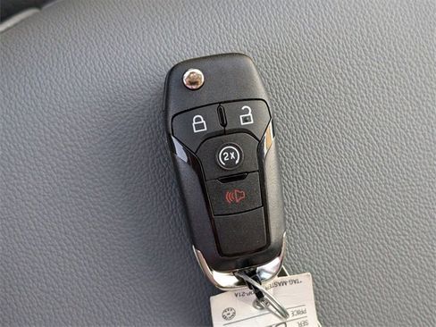 New 2026 Ford F250 XL w/ XL Chrome Package image 22