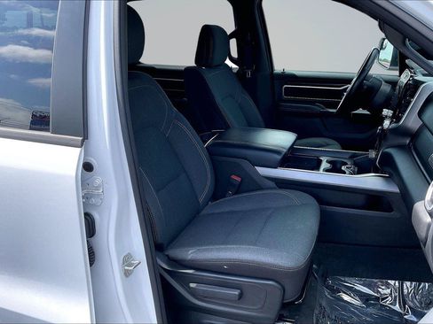 Used 2023 RAM 1500 Big Horn AWD/4WD image 8