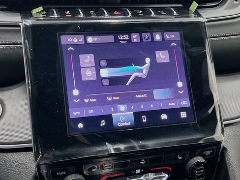 New 2025 Jeep Grand Cherokee Laredo w/ Luxury Tech Group I image 30