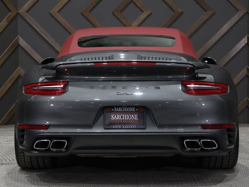 Used 2019 Porsche 911 Turbo image 17