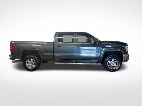 Used 2018 GMC Sierra 2500 SLE w/ SLE Preferred Package AWD/4WD image 7