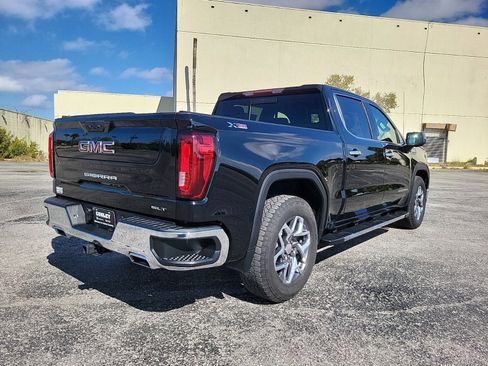 Used 2022 GMC Sierra 1500 SLT w/ SLT Convenience Package image 6
