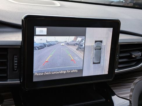 Certified 2023 Ford Explorer Limited w/ Equipment Group 301A image 25