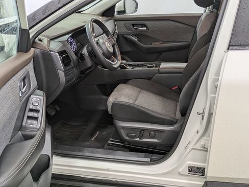 Used 2021 Nissan Rogue SV AWD/4WD image 20